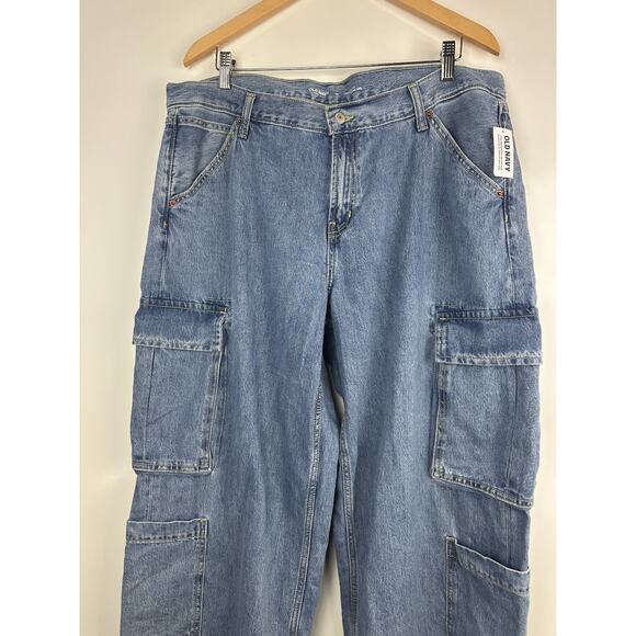 NWT Old Navy Mid-Rise Baggy Wide-Leg Cargo Jeans Blue Denim Women's Plus Size 16 - Picture 3 of 11